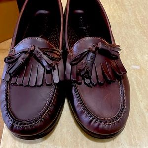 Cole Haan tassel loafers 10 D